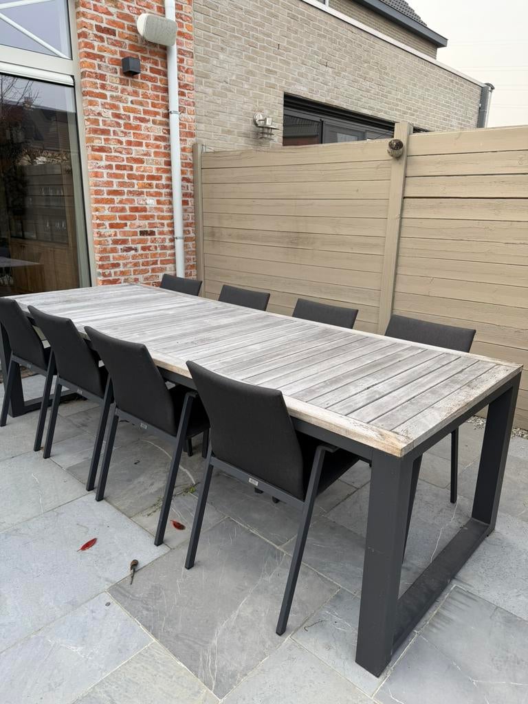 Livo tuintafel 270cm teak 8-10p + zwart aluminium, Tuin en Terras, Tuintafels, Ophalen, Gebruikt, Rechthoekig, Teakhout