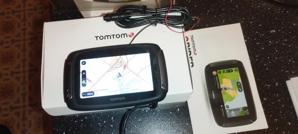 TOMTOM RIDER 550..  vente150€   suite arrêt., Motos, Accessoires | Systèmes de navigation, Comme neuf, Enlèvement