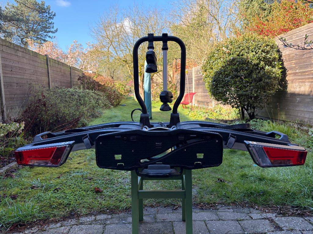 Thule Fix4bike fietsrek, Auto diversen, Fietsendragers, Ophalen, Gebruikt, 2 fietsen, Trekhaakdrager