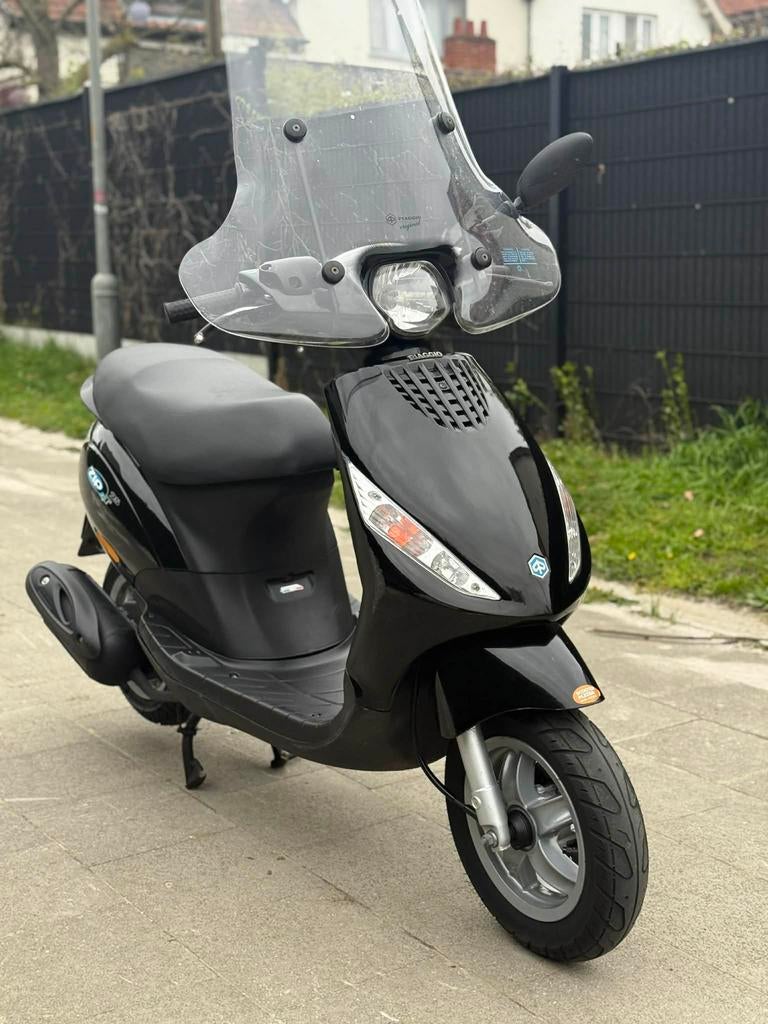 Piaggio ZIP A-KLASSE NIEUWSTAAT !!, Vélos & Vélomoteurs, Scooters | Piaggio, Enlèvement, Comme neuf, Zip