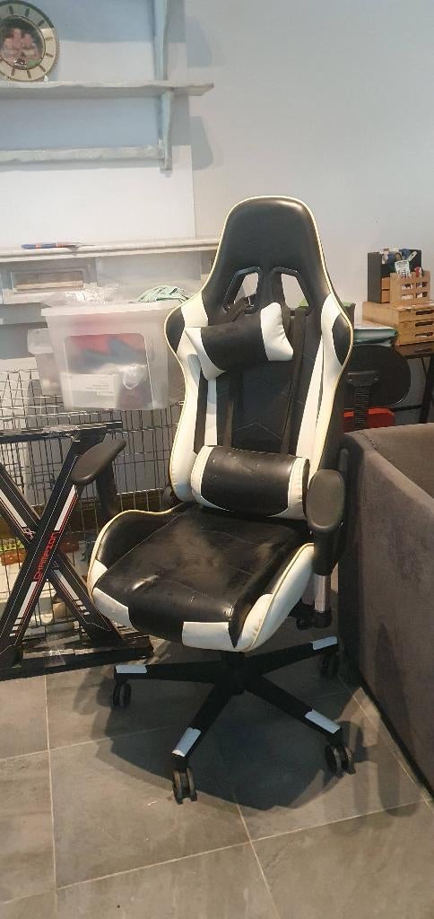 Chaise gaming, Noir et blanc, Enlèvement, Utilisé, Noir