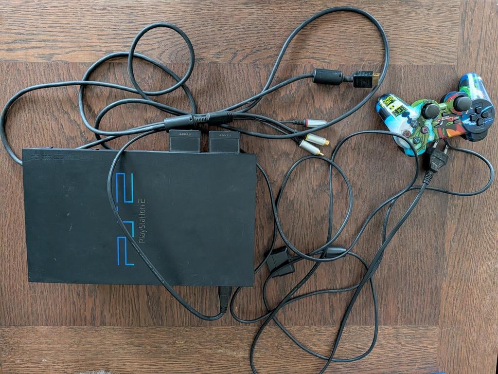 PS2 pakket, Ophalen, Gebruikt, Zwart, Met games