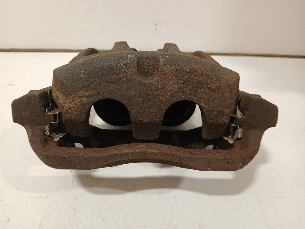 Remklauw links voor Land Rover Discovery, Auto-onderdelen, Remmen en Aandrijving, Onderdelen@venauto.nl, Van der Ven Autorecycling B.V.