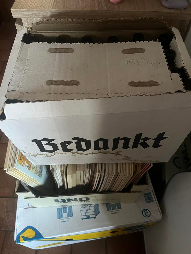 24 oude flesjes Stella Artois, Verzamelen, Ophalen, Zo goed als nieuw, Flesje(s), Stella Artois