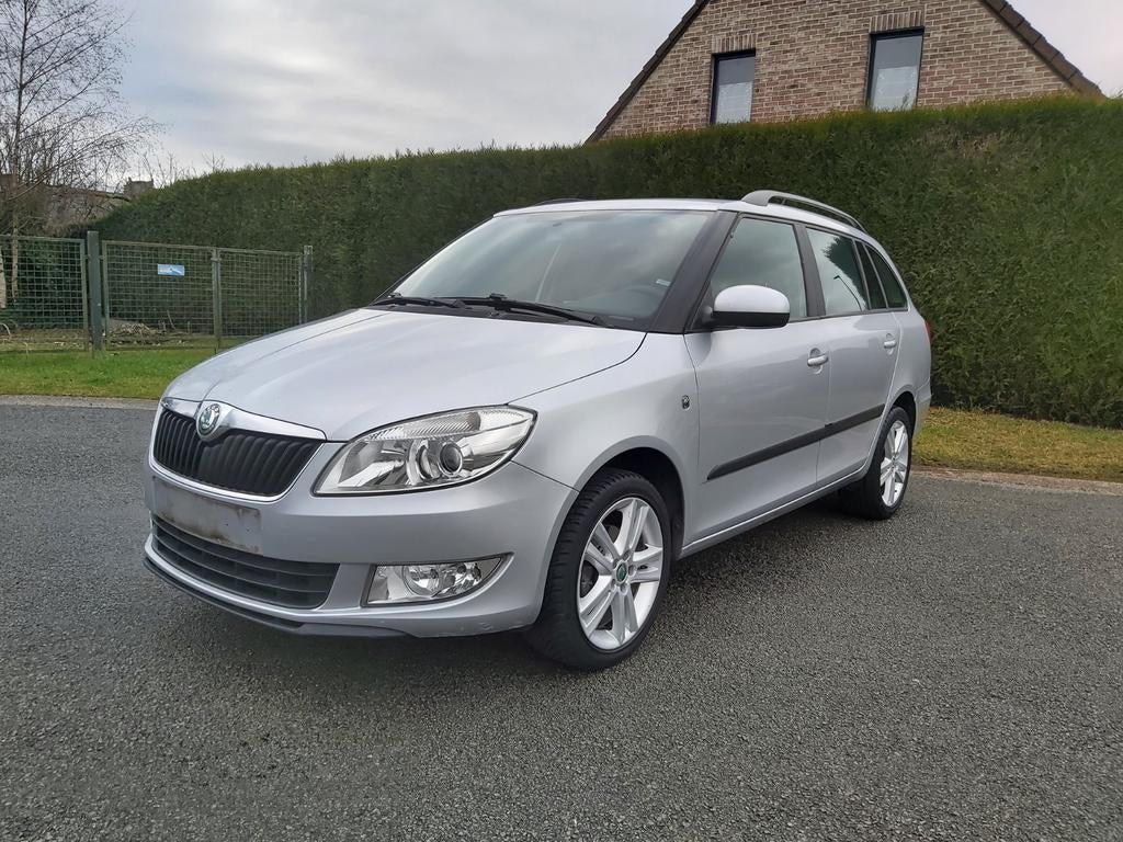 Petite break : Skoda Fabia 1.6 tdi Euro 5 de 2012, 162500 km, Achat, 1586 cm³, Boîte manuelle, 5 portes