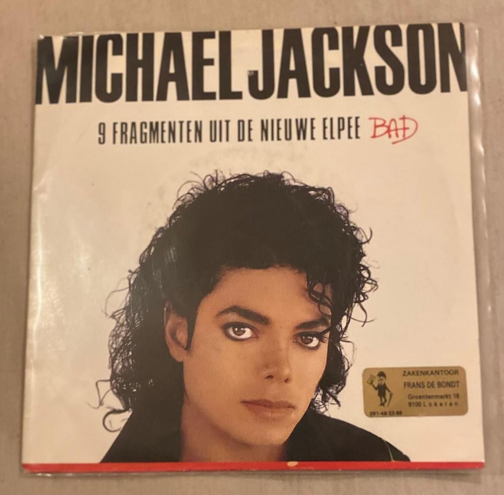 Michael Jackson 9 extraits du nouvel album, Enlèvement ou Envoi, Comme neuf