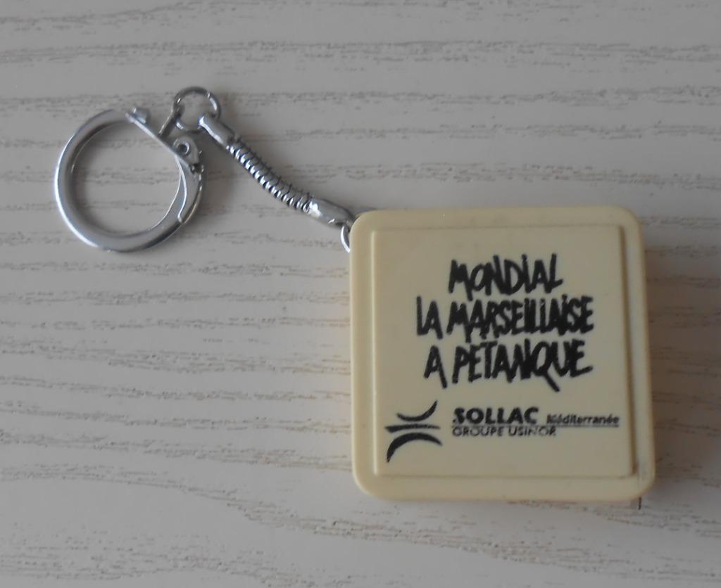 porte-clefs - Marseillaise à la pétanque avec le mètre, Enlèvement ou Envoi, Neuf, Sport