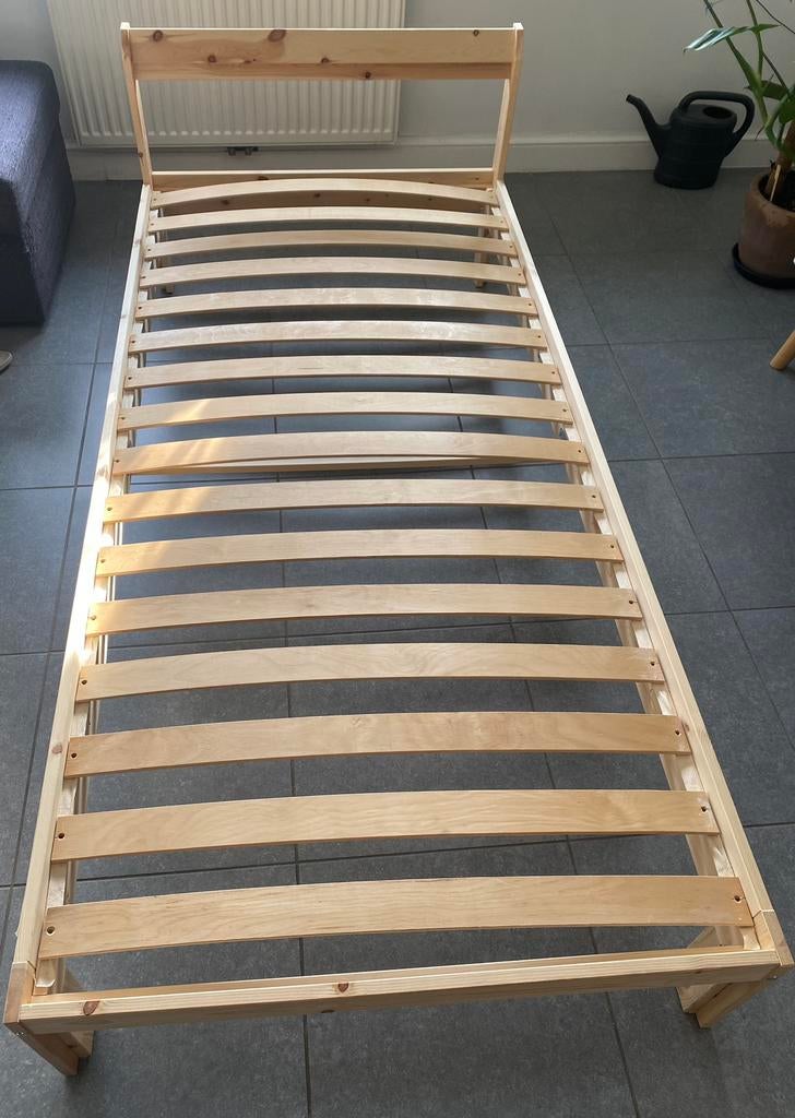 IKEA NEIDEN bedframe - bed - 90x200 - grenen, Enlèvement, Comme neuf