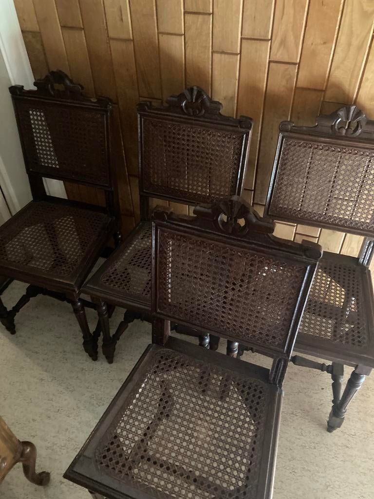 4 antieke stoelen, Ophalen