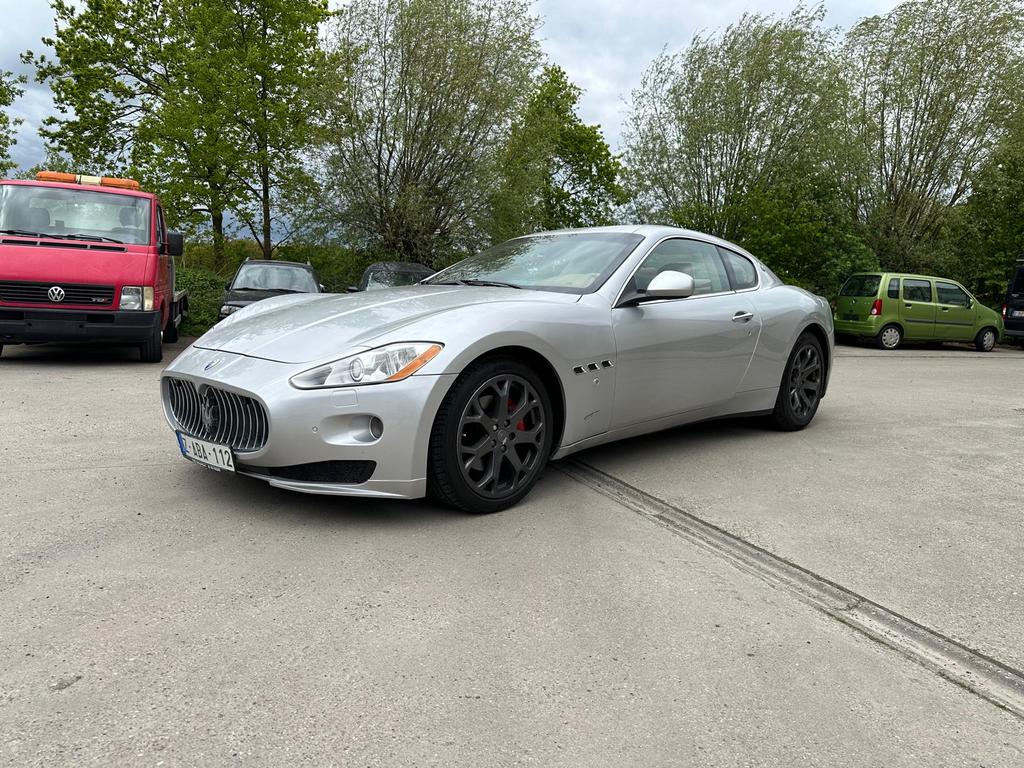 MASERATI GRAN TURISMO VAN 2012 MET 60DKM FULL OPTIES, Auto's, Automaat, Euro 5, Achterwielaandrijving, Leder