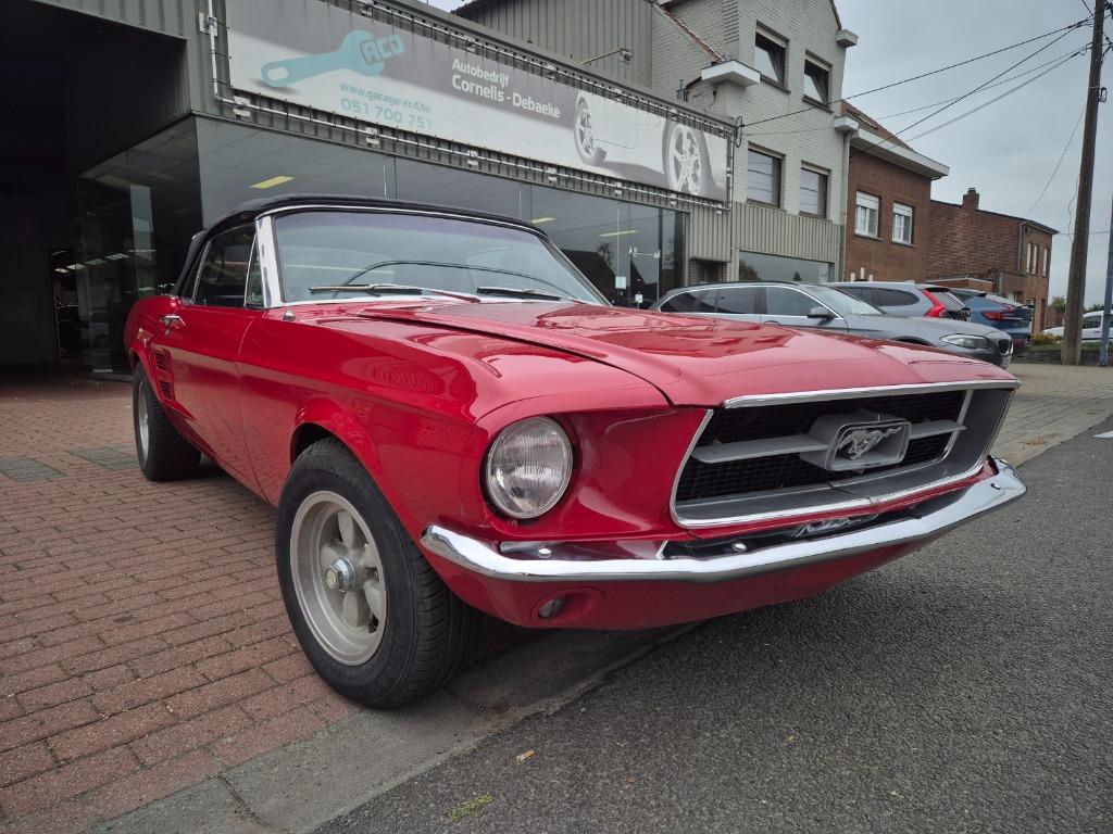 Ford Mustang Cabrio, Auto's, 4 zetels, Achterwielaandrijving, Zwart, Cabriolet