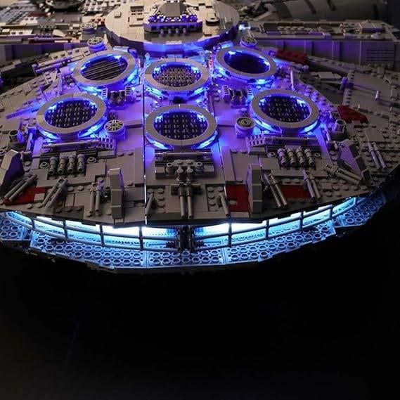 Kit LED pour Lego Star Wars Millenium Falçon | FREE LEV, Neuf, -, BRIKSMAX, Envoi
