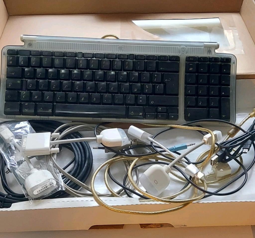 Clavier USB M2452 et Accessoires, Informatique & Logiciels, Enlèvement ou Envoi