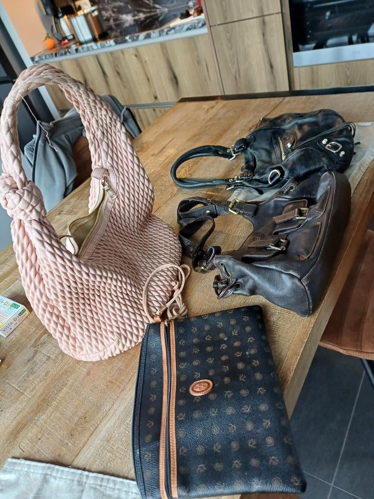 Vertalen..., Enlèvement