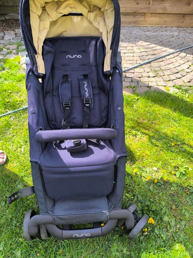 Plooibuggy Nuna te koop, Enfants & Bébés, Enlèvement, Comme neuf, Autres marques