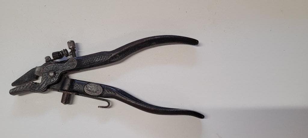 Antieke zaagzettang Nike Eskilstuna, Ophalen of Verzenden