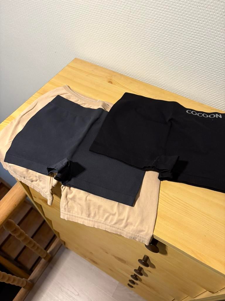 3 shortjes van Cocoon en Ten Cate (S/M)., Kleding | Dames, Ondergoed en Lingerie, Ophalen of Verzenden, Beige, Broekje of Short
