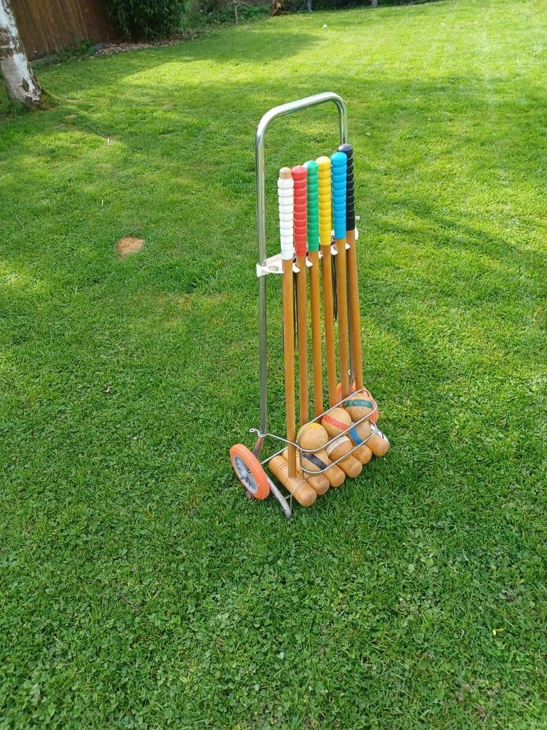 Jeu de croquet en bois avec trolley, Ophalen