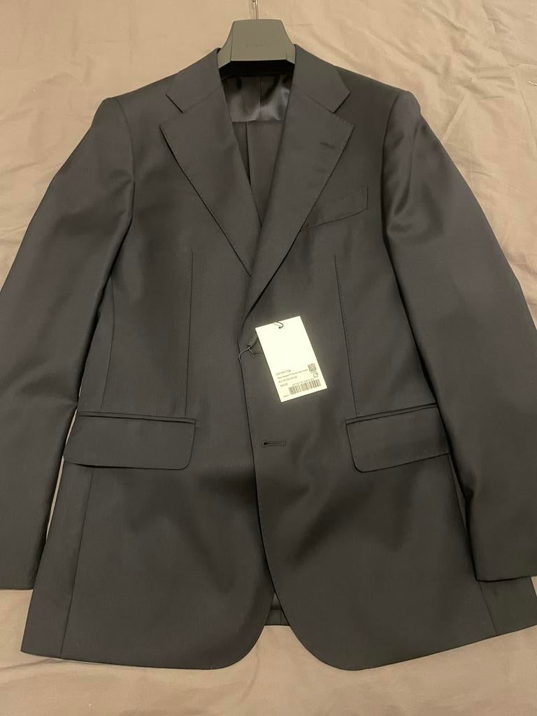 Kostuum italiaans heren NIEUWPRIJS €500, Kleding | Heren, Kostuums en vesten, Zo goed als nieuw, Ophalen of Verzenden