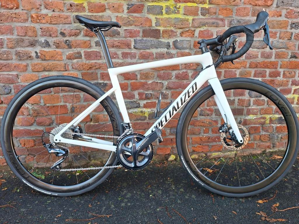 Gespecialiseerd asfalt, Fietsen en Brommers, Ophalen