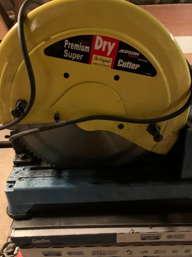 Afkortzaag, Doe-het-zelf en Bouw, Ophalen, Afkortzaag