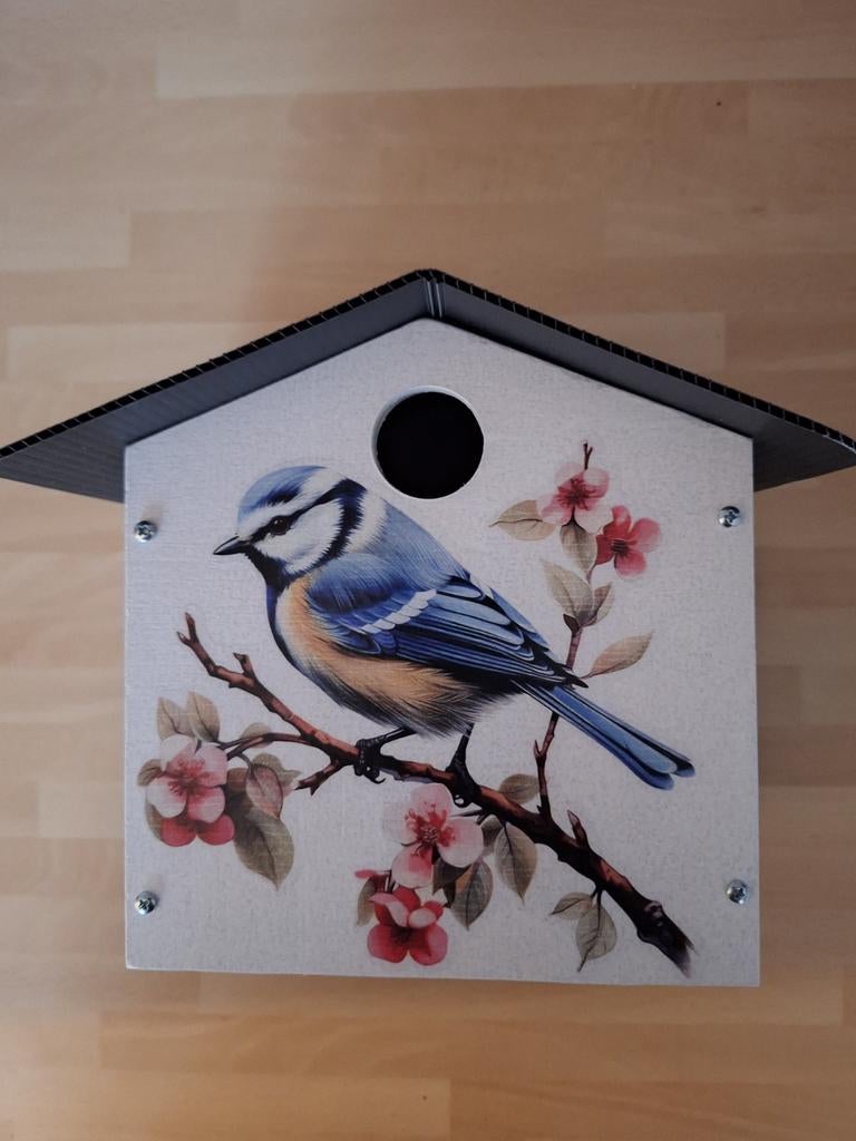 Nestkastjes, Ophalen