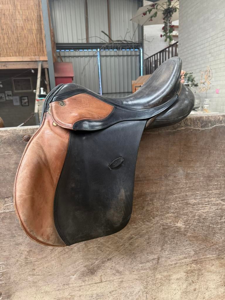 Kieffer dressuurzadel, Dieren en Toebehoren, Ophalen, Zo goed als nieuw