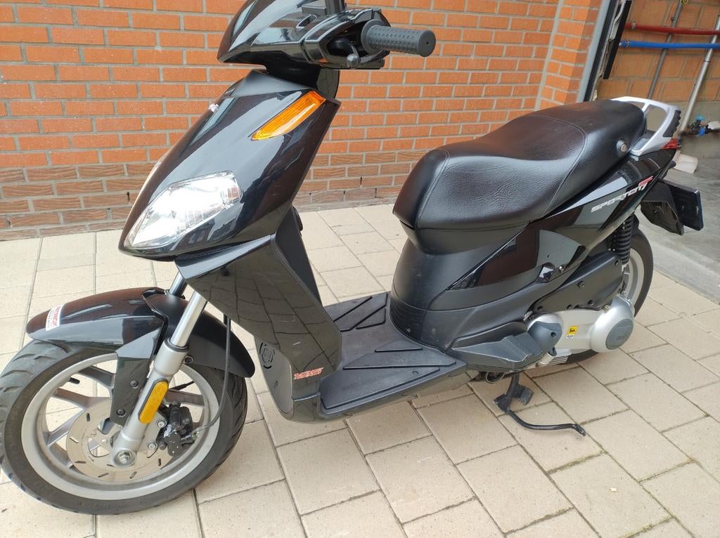 Aprilia sportcityone 125, Motoren, Particulier