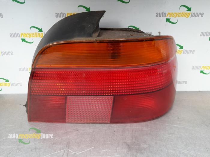 Achterlicht links van een BMW 5-Serie, Gebruikt, -, -, 3 maanden garantie