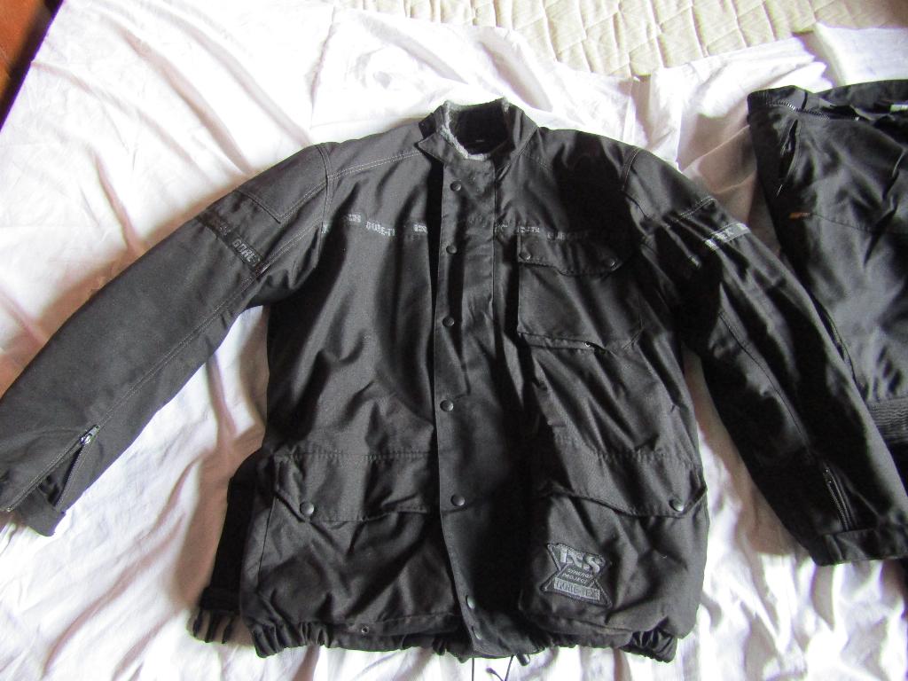 Veste de motard IXS en Gore-Tex, taille XXXL, synergy projec, Motos, Vêtements | Vêtements de moto, Manteau | cuir, Seconde main
