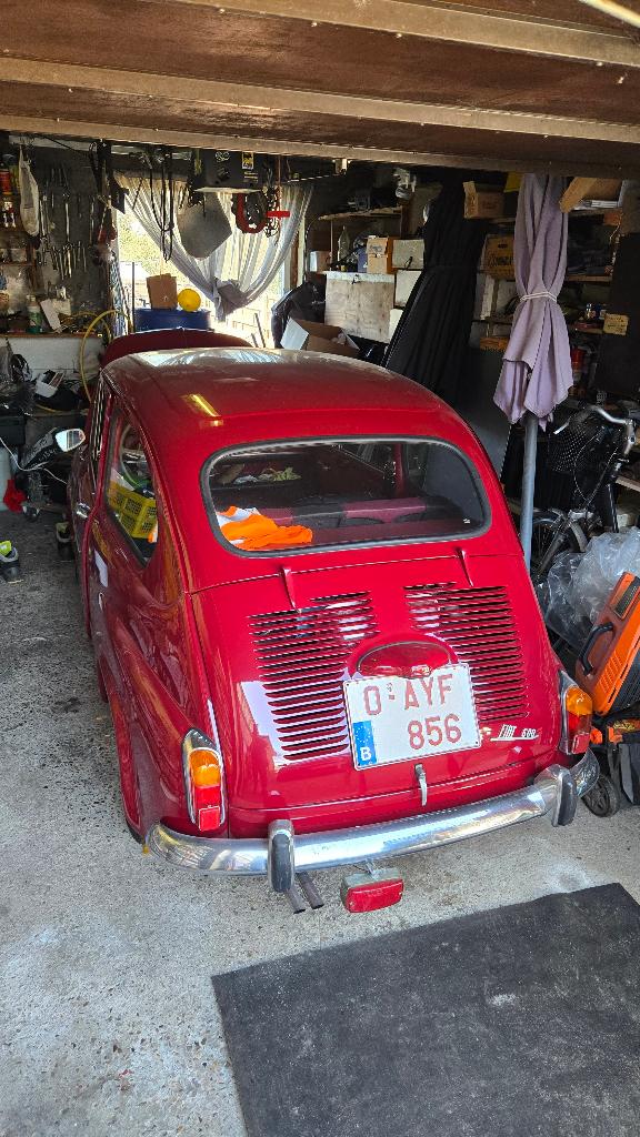 Fiat 600 van 1973, Auto's, 4 zetels, Achterwielaandrijving, Seicento, Zwart