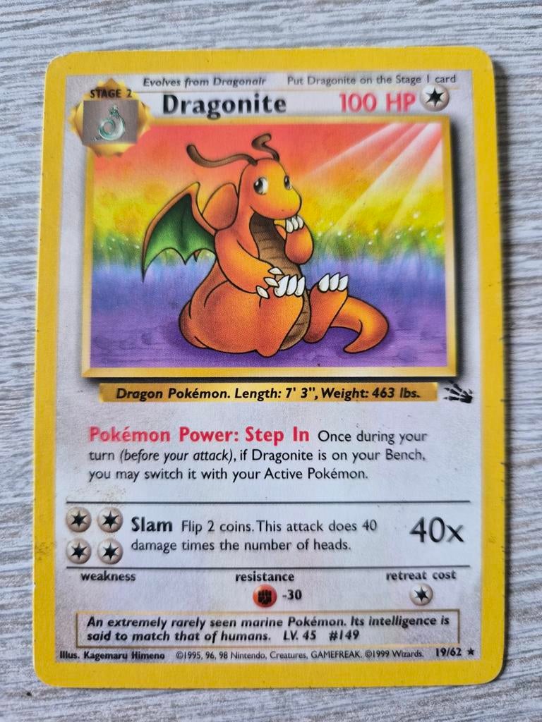Dragonite non holo fossil 19/62, Hobby en Vrije tijd, Verzamelkaartspellen | Pokémon, Ophalen of Verzenden, Gebruikt, Losse kaart