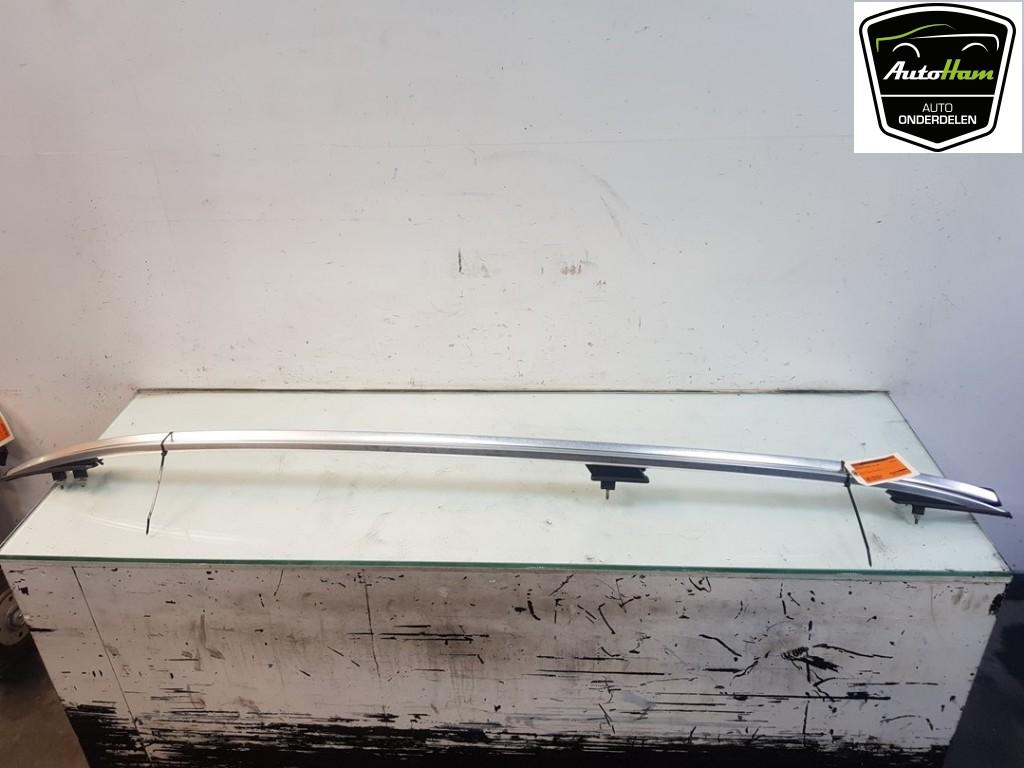 BARRES DE TOIT C Estate (S204) (|A2048900393|A2048900493|), Utilisé, Mercedes-Benz