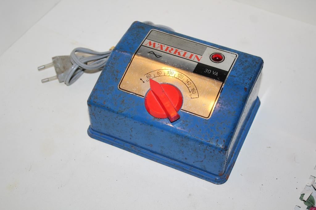 Marklin ho transfo 6117 30va, Hobby en Vrije tijd, Gebruikt, Verzenden, Märklin, Transformator of Voeding
