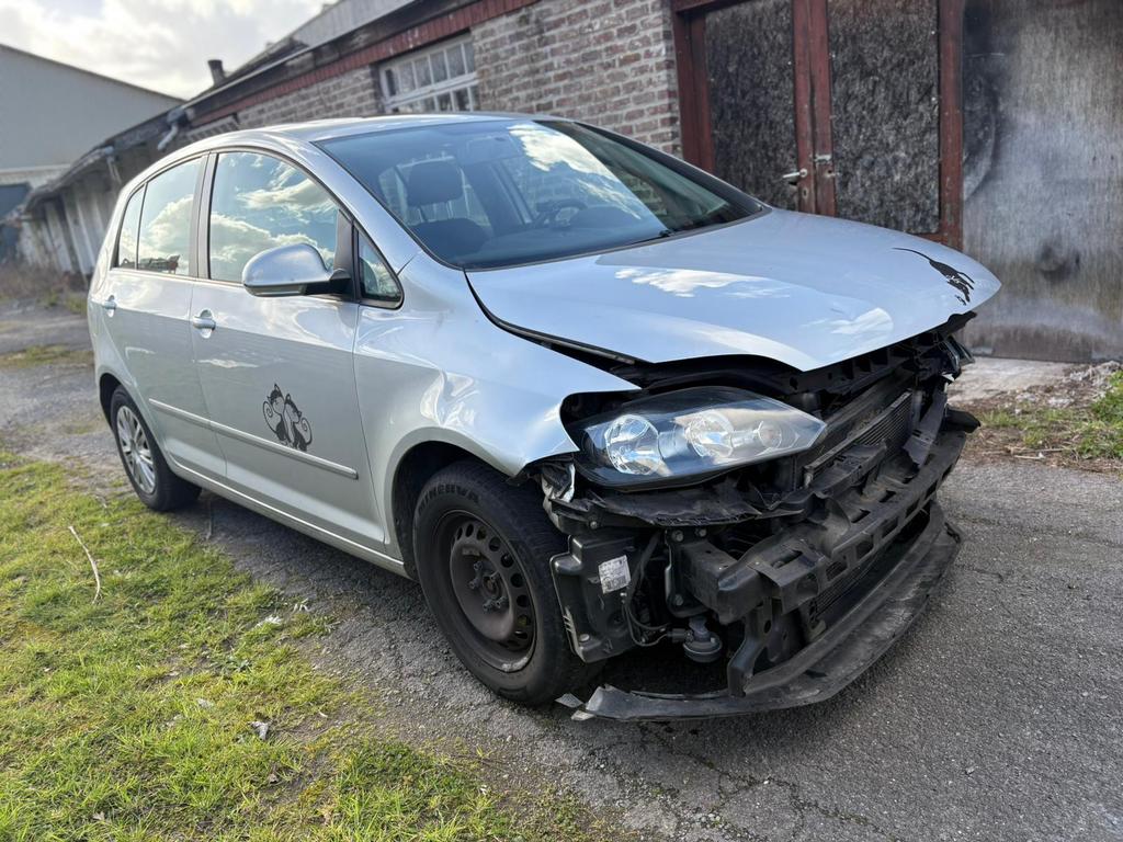 Golf plus benzine, Automaat, Euro 5, Trekhaak, 5 deurs