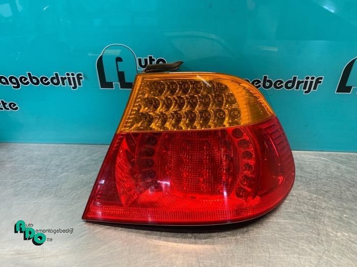 Feu arrière droit d'un BMW 3-Serie (3-Serie 98-), -, 3 mois de garantie, Utilisé, -