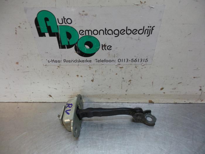 Butée 2portes droite d'un Nissan NV200, -, Utilisé, -, Nissan