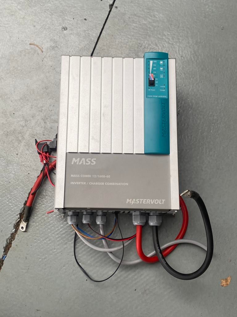 Omvormer elekriciteit Mastervolt mass combi 12/1600, Ophalen