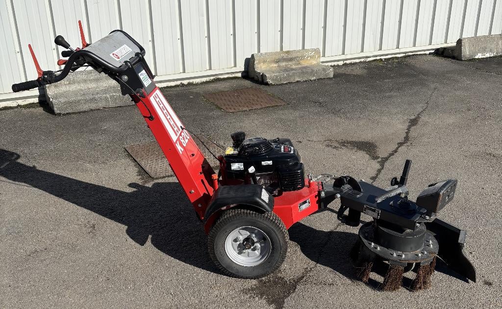 Porte outil Kersten K820 +  brosse de déherbage, Enlèvement, Autre, Autres types