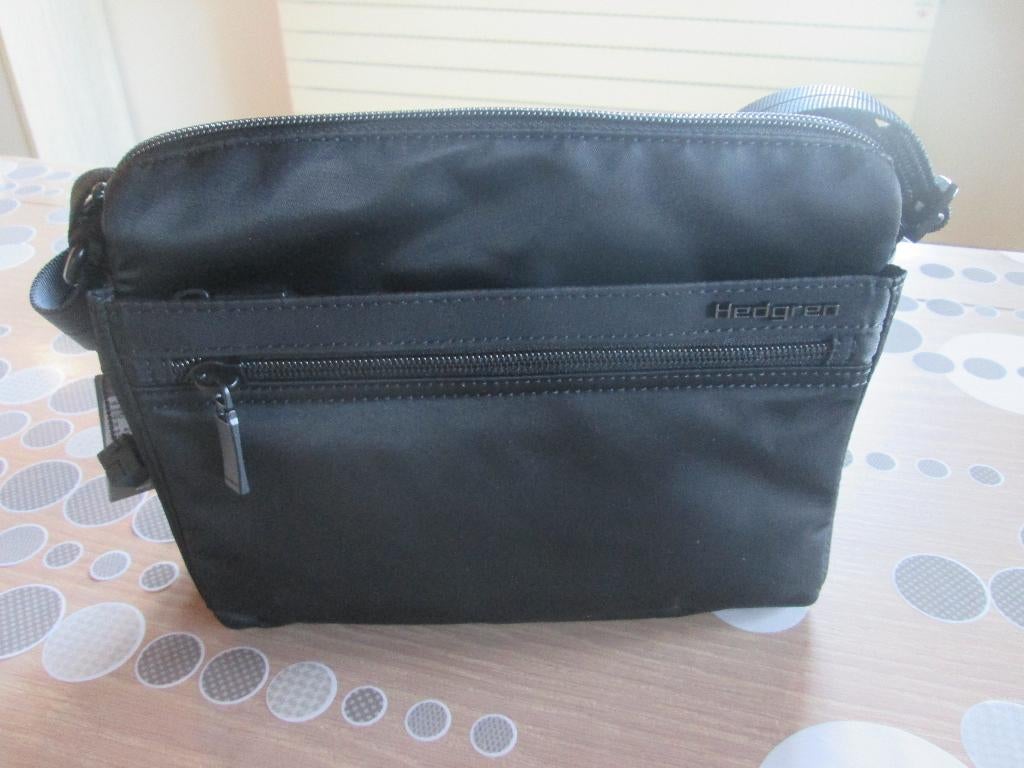 NIEUWE handtas van Hedgren, Handtassen en Accessoires, Tassen | Damestassen, Ophalen, Nieuw, Zwart, Handtas