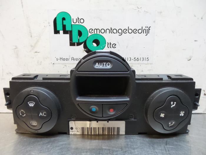 Panneau de commandes chauffage d'un Renault Megane (Megane 2, Autos : Pièces & Accessoires, Renault, -, 3 mois de garantie, Utilisé