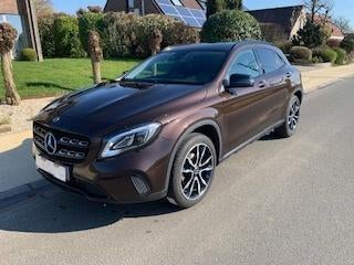 Mercedes GLA180 Sport Utility, Auto's, 4 cilinders, Bruin, 1595 cc, 5 zetels