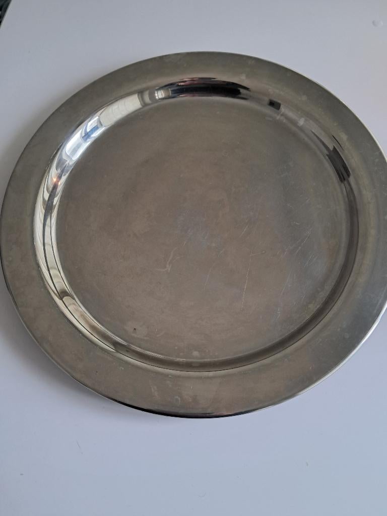 Plateau en argent, Enlèvement