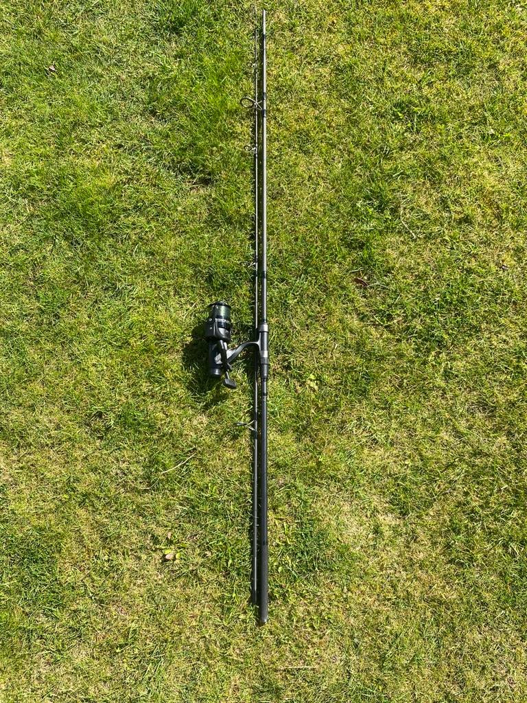 Canne à carpe Jrc Defender 10 pieds 3 livres, Sports nautiques & Bateaux, Pêche à la ligne | Carpes, Enlèvement ou Envoi, Comme neuf