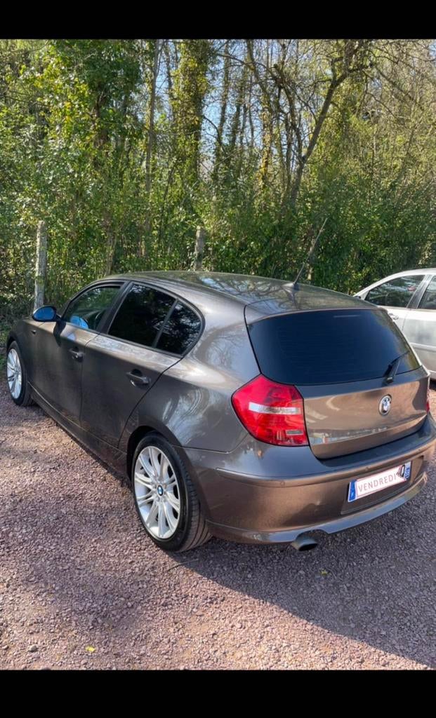 Bmw serie 1, Autos, BMW, Entreprise, Série 1, Bluetooth, Ordinateur de bord, Intérieur cuir, Jantes en alliage léger, Capteur de stationnement