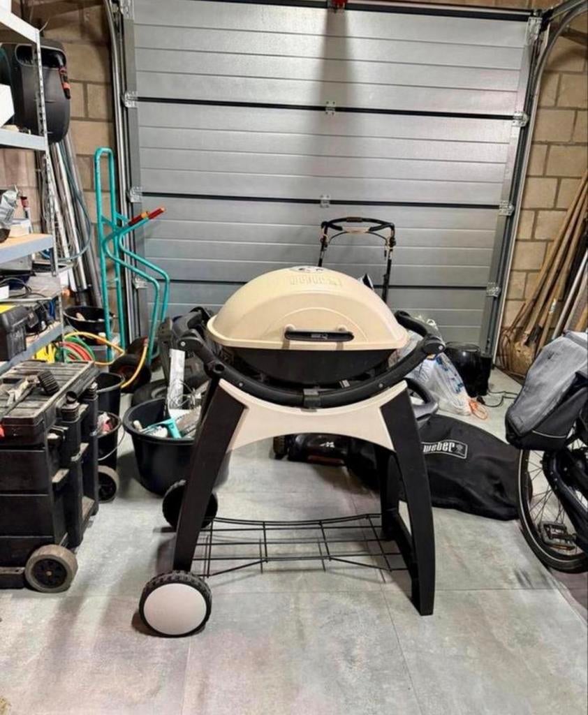 Originele Weber Houtskool BBq met weber trolley, Enlèvement, Utilisé