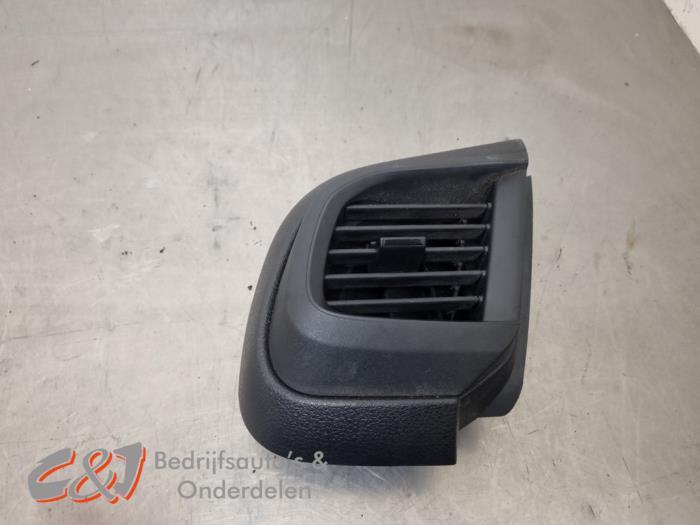 Luchtrooster Dashboard van een Toyota Pro-Ace, Gebruikt, -, -, Ophalen of Verzenden