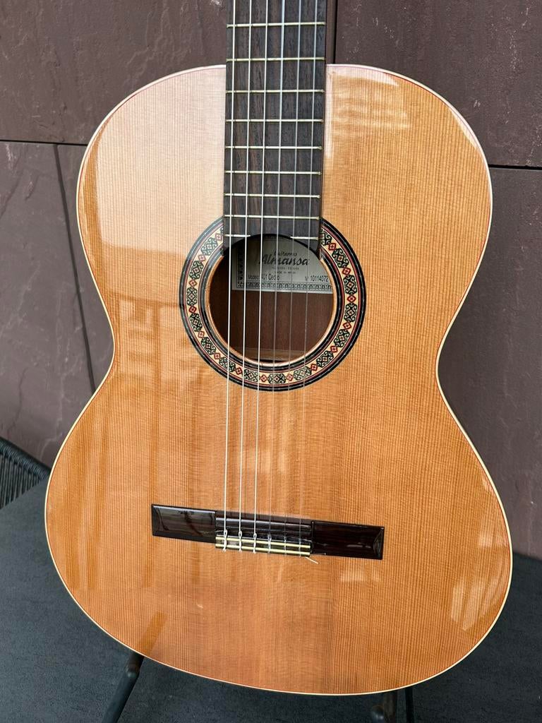 Almansa 401 Cedro gitaar, Ophalen, Zo goed als nieuw