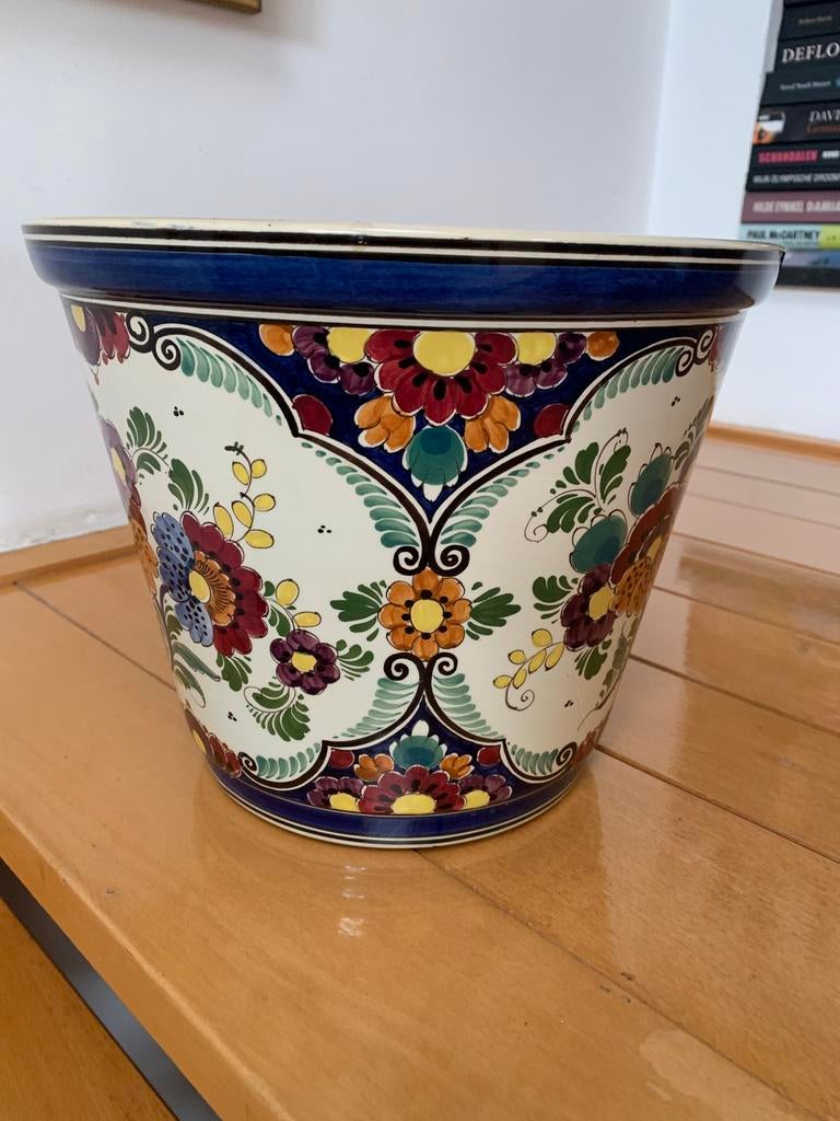 Mooie handbeschilderde Delfts bloempot – Made in Holland, Tuin en Terras, Bloempotten, Zo goed als nieuw, Ophalen