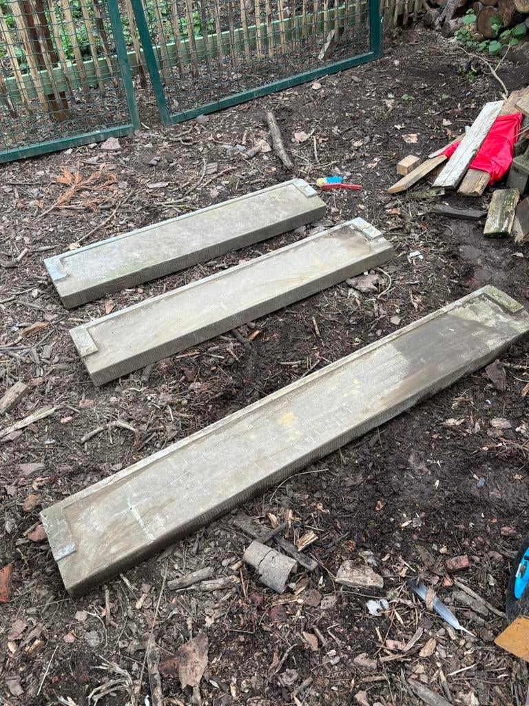 Seuils de fenêtre en pierre bleue, Enlèvement, Utilisé